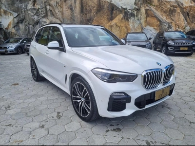 BMW-X5-2019